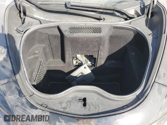2019 McLaren 570S z VIN SBM13FAA1KW006404, wystawiony jako Copart lot #78088414 z przebiegiem 17 852 mil mil oraz Szkody całkowita. Historia ofert i sprzedaży dostępna na DreamBid. Obrazek 12.