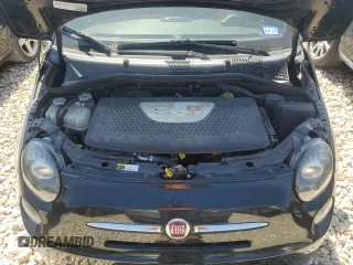 2015 FIAT 500e z VIN 3C3CFFGE5FT585755, wystawiony jako Copart lot #51101515 z przebiegiem 73 342 mil mil oraz Czysty tytuł • Clean title. Historia ofert i sprzedaży dostępna na DreamBid. Obrazek 7.