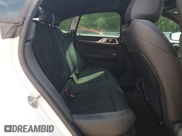 2022 BMW 4 Series M440i xDrive with VIN WBA13AW07NFM58905, listed as a Copart auction lot 60683905 with 18,664 mi miles and Salvage title. Bid and sale history available at DreamBid. Image 10.