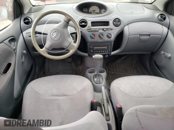 2003 Toyota ECHO z VIN JTDBT123330269000, wystawiony jako Copart lot #57505315 z przebiegiem 146 267 mil mil oraz Szkoda całkowita • Salvage title. Historia ofert i sprzedaży dostępna na DreamBid. Obrazek 8.