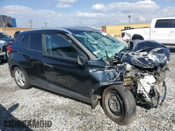 2019 Nissan Kicks S with VIN 3N1CP5CU3KL528984, listed as a Copart auction lot 47697585 with 61,289 mi miles and Salvage Title. Bid and sale history available at carsss.com. Image 4.