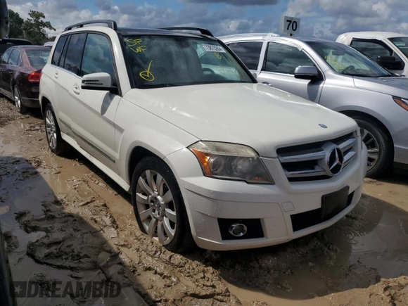 2011 Mercedes-Benz GLK 350 with VIN WDCGG8HB5BF681622, listed as a Copart auction lot 73870264 with Not Provided miles and Non Repairable. Bid and sale history available at DreamBid. Image 4.