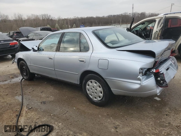 1996 Toyota Camry DX with VIN 4T1BG12K0TU763718, listed as a Copart auction lot 49430085 with 175,283 mi miles and Non Repairable. Bid and sale history available at carsss.com. Image 2.