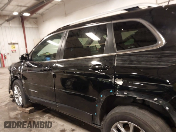 2021 Jeep Cherokee Latitude Lux with VIN 1C4PJMMX2MD221463, listed as a IAAI auction lot 41901907 with 54,027 mi miles and . Bid and sale history available at carsss.com. Image 15.