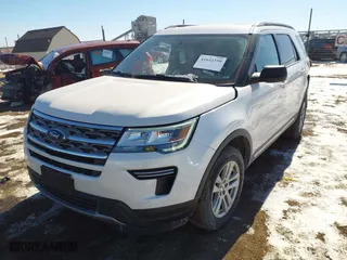 2018 Ford Explorer XLT with VIN 1FM5K8D80JGB28094, listed as a IAAI auction lot 41642550 with 139,887 mi miles. Bid and sale history available at carsss.com. Image 18.