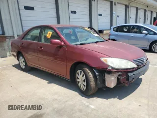 2005 Toyota Camry STD z VIN 4T1BE32K85U429361, wystawiony jako Copart lot #59214715 z przebiegiem 284 988 mil mil oraz Nie do naprawy • Non repairable. Historia ofert i sprzedaży dostępna na DreamBid. Obrazek 4.