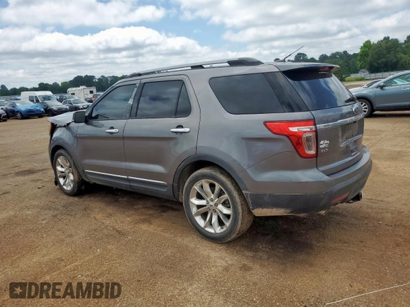 2014 Ford Explorer XLT with VIN 1FM5K7D8XEGA74707, listed as a Copart auction lot 57783975 with 172,564 mi miles and Salvage title. Bid and sale history available at DreamBid. Image 2.