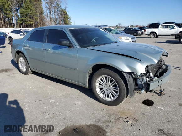2005 Chrysler 300 with VIN 2C3JA43R95H168570, listed as a Copart auction lot 87672695 with 82,171 mi miles and Salvage Title. Bid and sale history available at carsss.com. Image 4.