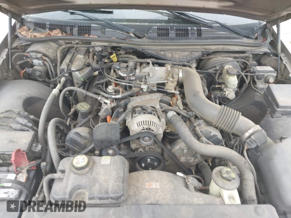 2004 Mercury Grand Marquis GS with VIN 2MEFM74W24X604421, listed as a IAAI auction lot 41929099 with 200,500 mi miles and . Bid and sale history available at DreamBid. Image 10.