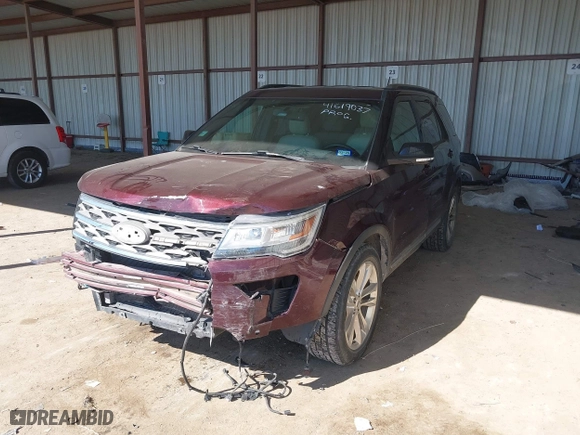 2018 Ford Explorer XLT with VIN 1FM5K7D83JGA25035, listed as a IAAI auction lot 41619037 with 65,605 mi miles. Bid and sale history available at carsss.com. Image 18.