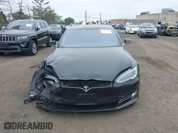 2018 Tesla Model S 75D с VIN 5YJSA1E26JF244843, выставлен на аукционе IAAI как лот 42585984 с пробегом 70 893 миль миль и . История ставок и продаж доступна на DreamBid. Изображение 12.
