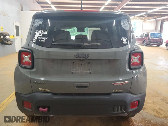 2020 Jeep Renegade Trailhawk с VIN ZACNJBC18LPL04515, выставлен на аукционе Copart как лот 59197775 с пробегом 122 615 миль миль и Списание • Salvage title. История ставок и продаж доступна на DreamBid. Изображение 6.