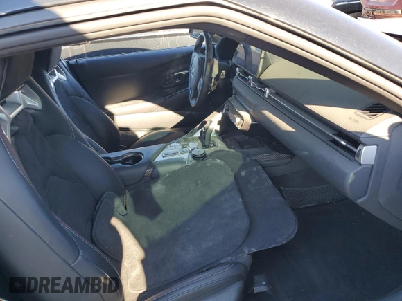 2021 Toyota Supra 2.0 z VIN WZ1DB2C07MW037361, wystawiony jako Copart lot #67193482 z przebiegiem 9 662 mil mil oraz . Historia ofert i sprzedaży dostępna na DreamBid. Obrazek 5.