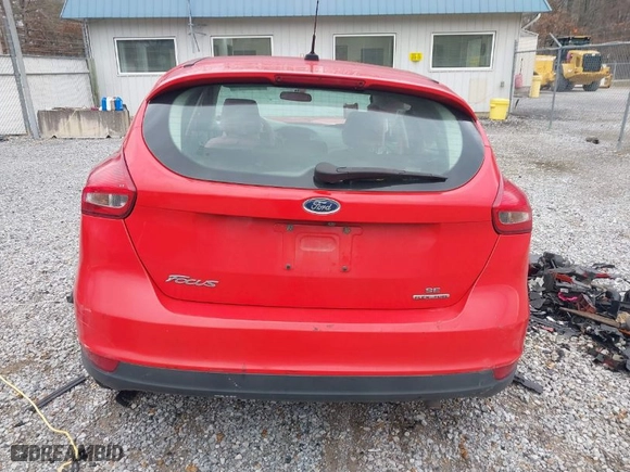 2016 Ford Focus SE with VIN 1FADP3K27GL345053, listed as a IAAI auction lot 41209266 with 1 mi miles. Bid and sale history available at carsss.com. Image 17.