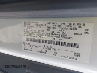 2019 Ford Transit with VIN 1FTYR2CM3KKA87418, listed as a IAAI auction lot 42078907 with 78,075 mi miles. Bid and sale history available at carsss.com. Image 9.