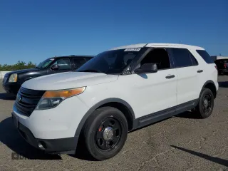 2013 Ford Police Interceptor Utility z VIN 1FM5K8AR3DGC06997, wystawiony jako Copart lot #60512935 z przebiegiem 227 243 mil mil oraz Czysty tytuł • Clean title. Historia ofert i sprzedaży dostępna na DreamBid. Obrazek 1.