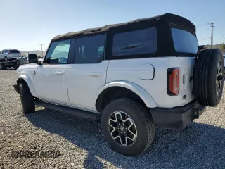 2022 Ford Bronco with VIN 1FMDE5DHXNLB79200, listed as a Copart auction lot 49372444 with 50,686 mi miles and Salvage Title. Bid and sale history available at DreamBid. Image 2.