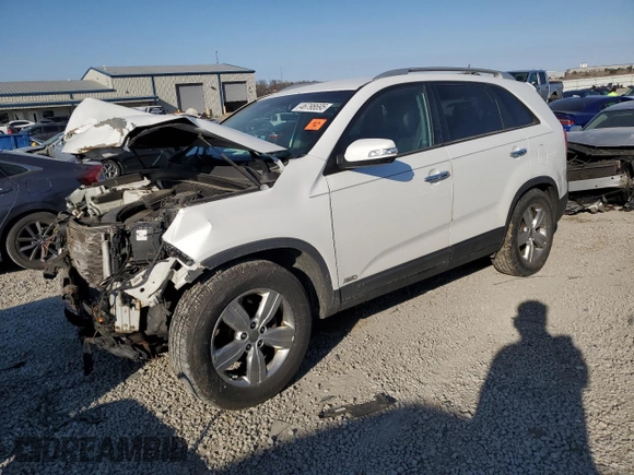 2013 Kia Sorento EX with VIN 5XYKUCA66DG385064, listed as a Copart auction lot 46798695 with 0 mi miles and Salvage Title. Bid and sale history available at carsss.com. Image 1.