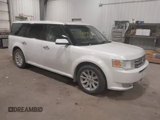 2010 Ford Flex SEL z VIN 2FMHK6CC1ABA47295, wystawiony jako IAAI lot #41493060 z przebiegiem 216 936 mil mil oraz . Historia ofert i sprzedaży dostępna na DreamBid. Obrazek 1.