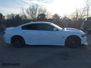 2020 Dodge Charger Scat Pack with VIN 2C3CDXGJ9LH164778, listed as a IAAI auction lot 41780153 with 32,100 mi miles. Bid and sale history available at carsss.com. Image 13.