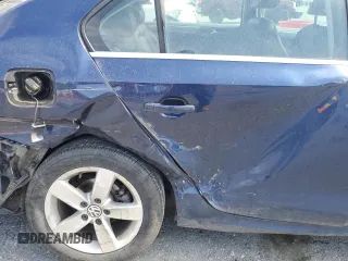 2013 Volkswagen Jetta TDI w/Premium with VIN 3VWLL7AJ9DM286905, listed as a Copart auction lot 53755935 with 203,789 mi miles and Salvage title. Bid and sale history available at DreamBid. Image 10.