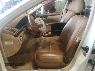 2008 Mercedes-Benz S 550 z VIN WDDNG86X28A188228, wystawiony jako Copart lot #59687055 z przebiegiem 211 061 mil mil oraz Szkoda całkowita • Salvage title. Historia ofert i sprzedaży dostępna na DreamBid. Obrazek 7.