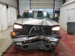 2003 Chevrolet Silverado 1500 LT with VIN 1GCEK19TX3E240733, listed as a Copart auction lot 42370915 with 0 mi miles and Clean Title. Bid and sale history available at carsss.com. Image 5.