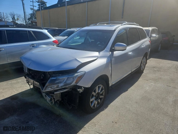 2014 Nissan Pathfinder Platinum with VIN 5N1AR2MMXEC631942, listed as a Copart auction lot 43173645 with 144,403 mi miles and Clean Title. Bid and sale history available at carsss.com. Image 2.