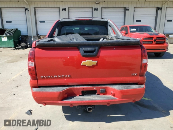 2007 Chevrolet Avalanche 1LT z VIN 3GNEC12027G270442, wystawiony jako Copart lot #48695075 z przebiegiem 173 191 mil mil oraz Czysty tytuł • Clean title. Historia ofert i sprzedaży dostępna na DreamBid. Obrazek 6.