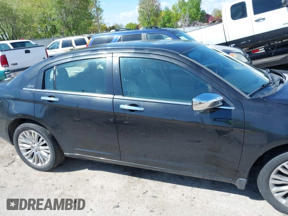 2011 Chrysler 200 Limited with VIN 1C3BC2FG5BN504473, listed as a IAAI auction lot 42149762 with 146,391 mi miles. Bid and sale history available at carsss.com. Image 6.