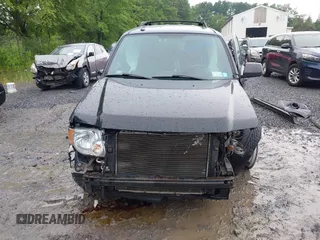 2010 Ford Escape XLT с VIN 1FMCU9DG7AKD41569, выставлен на аукционе IAAI как лот 42452292 с пробегом 126 978 миль миль и . История ставок и продаж доступна на DreamBid. Изображение 13.