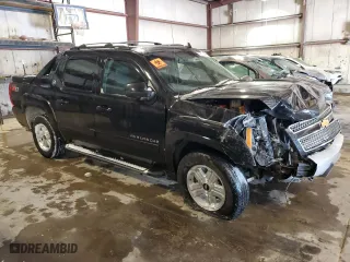 2013 Chevrolet Avalanche LT with VIN 3GNTKFE70DG248404, listed as a Copart auction lot 45029835 with 177,877 mi miles and Salvage Title. Bid and sale history available at carsss.com. Image 4.