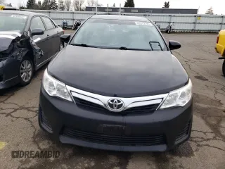 2012 Toyota Camry L with VIN 4T1BF1FK0CU034258, listed as a Copart auction lot 43572785 with 200,166 mi miles and Salvage Title. Bid and sale history available at carsss.com. Image 5.