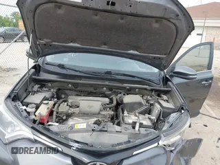 2018 Toyota RAV4 XLE с VIN JTMWFREV2JD112875, выставлен на аукционе IAAI как лот 42396084 с пробегом 108 040 миль миль и . История ставок и продаж доступна на DreamBid. Изображение 10.