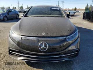 2023 Mercedes-Benz EQS 450+ z VIN W1KCG2DB7PA025603, wystawiony jako Copart lot #88893565 z przebiegiem 13 967 mil mil oraz Szkoda całkowita • Salvage title. Historia ofert i sprzedaży dostępna na DreamBid. Obrazek 5.