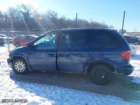 2006 Chrysler Town & Country SWB with VIN 1A4GP45R86B517370, listed as a IAAI auction lot 41638601 with NaN miles. Bid and sale history available at carsss.com. Image 13.