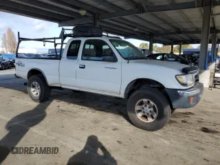1999 Toyota Tacoma PreRunner with VIN 4TASM92N3XZ486329, listed as a Copart auction lot 50632395 with 358,526 mi miles and Clean title. Bid and sale history available at DreamBid. Image 4.