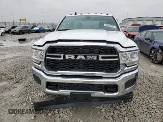 2024 Ram 3500 Tradesman with VIN 3C63R3GJ7RG312206, listed as a Copart auction lot 42588675 with 1,419 mi miles and Salvage Title. Bid and sale history available at carsss.com. Image 5.