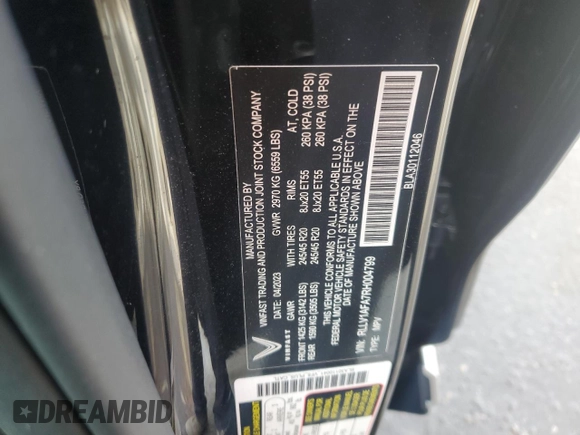 2024 VinFast VF 8 Plus z VIN RLLV1AFA7RH004799, wystawiony jako Copart lot #79730274 z przebiegiem Nie podano mil oraz Szkoda całkowita • Salvage title. Historia ofert i sprzedaży dostępna na DreamBid. Obrazek 13.