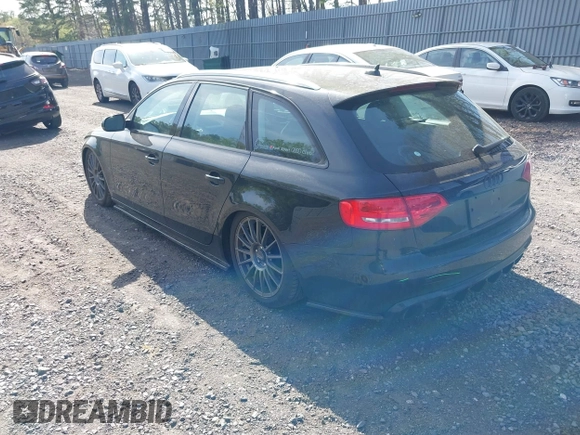 2010 Audi A4 with VIN WAU4FBFL6AA122058, listed as a IAAI auction lot 42162292 with 175,780 mi miles and . Bid and sale history available at DreamBid. Image 3.