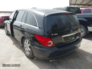 2006 Mercedes-Benz R-Class 3.5L with VIN 4JGCB65E26A006704, listed as a IAAI auction lot 41745249 with 145,198 mi miles. Bid and sale history available at carsss.com. Image 3.