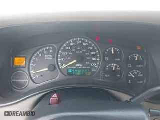 2001 Chevrolet Tahoe LT with VIN 1GNEC13T91R135247, listed as a IAAI auction lot 41930276 with 266,050 mi miles. Bid and sale history available at carsss.com. Image 7.