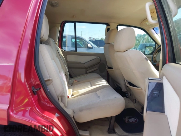 2008 Ford Explorer XLT with VIN 1FMEU63E18UA79599, listed as a IAAI auction lot 42612985 with 307,298 mi miles and . Bid and sale history available at DreamBid. Image 8.