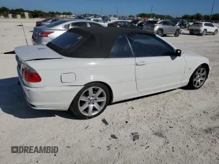 2003 BMW 3 Series 325Ci with VIN WBABS33453PG91735, listed as a Copart auction lot 83190274 with 177,347 mi miles and Salvage Title. Bid and sale history available at carsss.com. Image 3.