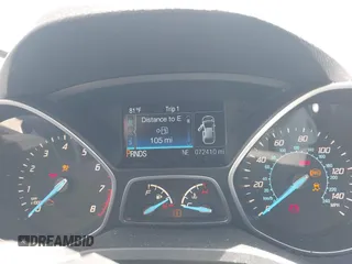 2013 Ford Escape SE with VIN 1FMCU9GXXDUD63179, listed as a IAAI auction lot 42017993 with 72,410 mi miles. Bid and sale history available at carsss.com. Image 7.