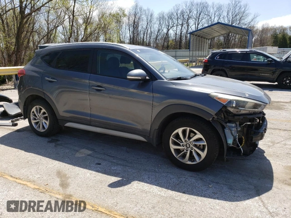 2017 Hyundai Tucson Sport z VIN KM8J33A20HU500835, wystawiony jako Copart lot #53342975 z przebiegiem 145 582 mil mil oraz Czysty tytuł • Clean title. Historia ofert i sprzedaży dostępna na DreamBid. Obrazek 4.
