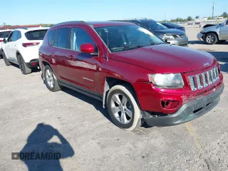 2015 Jeep Compass Latitude with VIN 1C4NJDEB1FD188503, listed as a IAAI auction lot 41824421 with 83,264 mi miles. Bid and sale history available at carsss.com. Image 1.