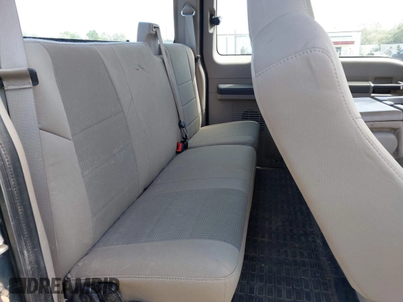 2008 Ford F-250 XL with VIN 1FTSX21518ED39178, listed as a IAAI auction lot 42463471 with 242,997 mi miles and . Bid and sale history available at DreamBid. Image 8.