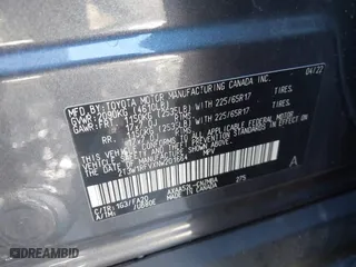 2022 Toyota RAV4 XLE with VIN 2T3W1RFVXNW201664, listed as a IAAI auction lot 41781586 with 59,236 mi miles. Bid and sale history available at carsss.com. Image 9.