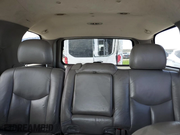 2004 Chevrolet Tahoe LS z VIN 1GNEC13T34R228124, wystawiony jako Copart lot #57317335 z przebiegiem 198 495 mil mil oraz Szkoda całkowita • Salvage title. Historia ofert i sprzedaży dostępna na DreamBid. Obrazek 10.